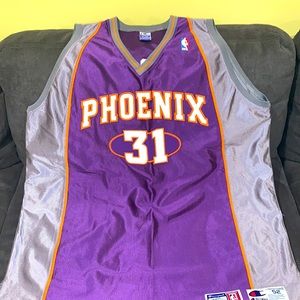 Champion Size 52 / XXL NBA Phoenix Suns jersey.